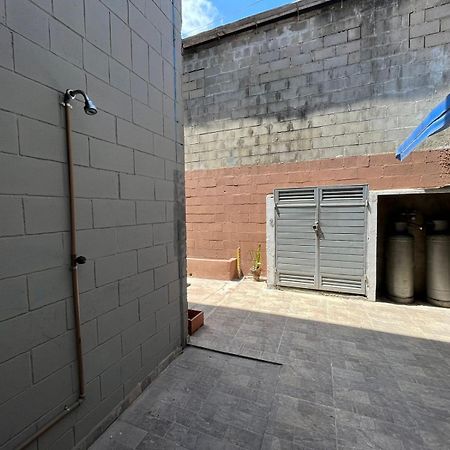 Kitnets No Campeche A 500 Metros Do Mar Apartment Florianopolis Exterior photo