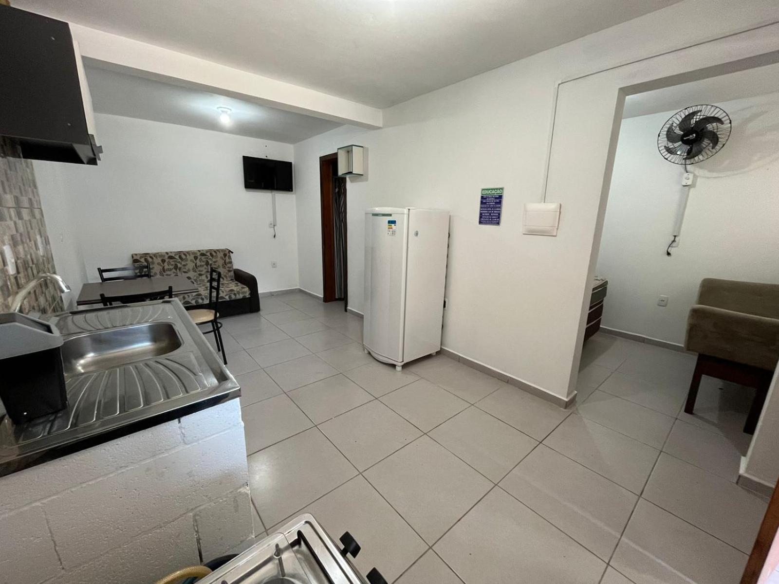 Kitnets No Campeche A 500 Metros Do Mar Apartment Florianopolis Exterior photo